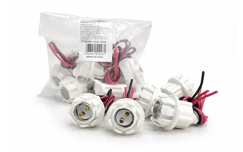 CABLES CON CONECTOR